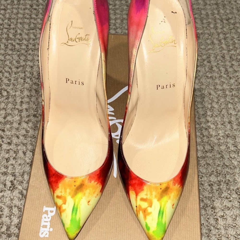 Pigalle Follies Tie Dye 100 Pumps size 40.